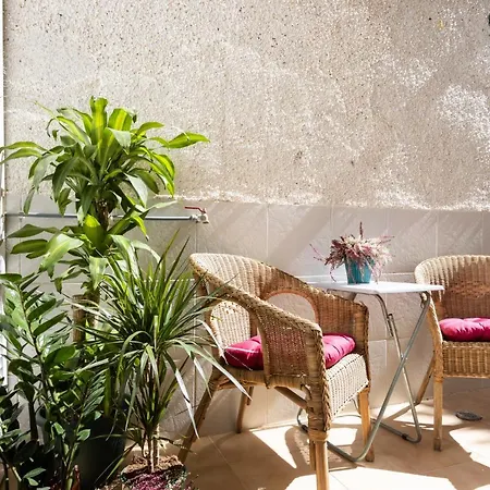 Gigantes Cliff By Sydney Playa Sur